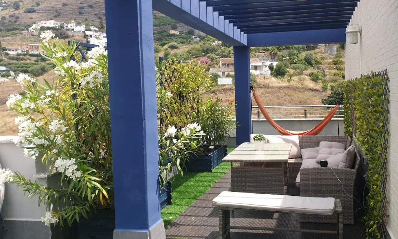 Ático de lujo 90m de terraza y jacuzzi privado en Cabria, Almuñecar