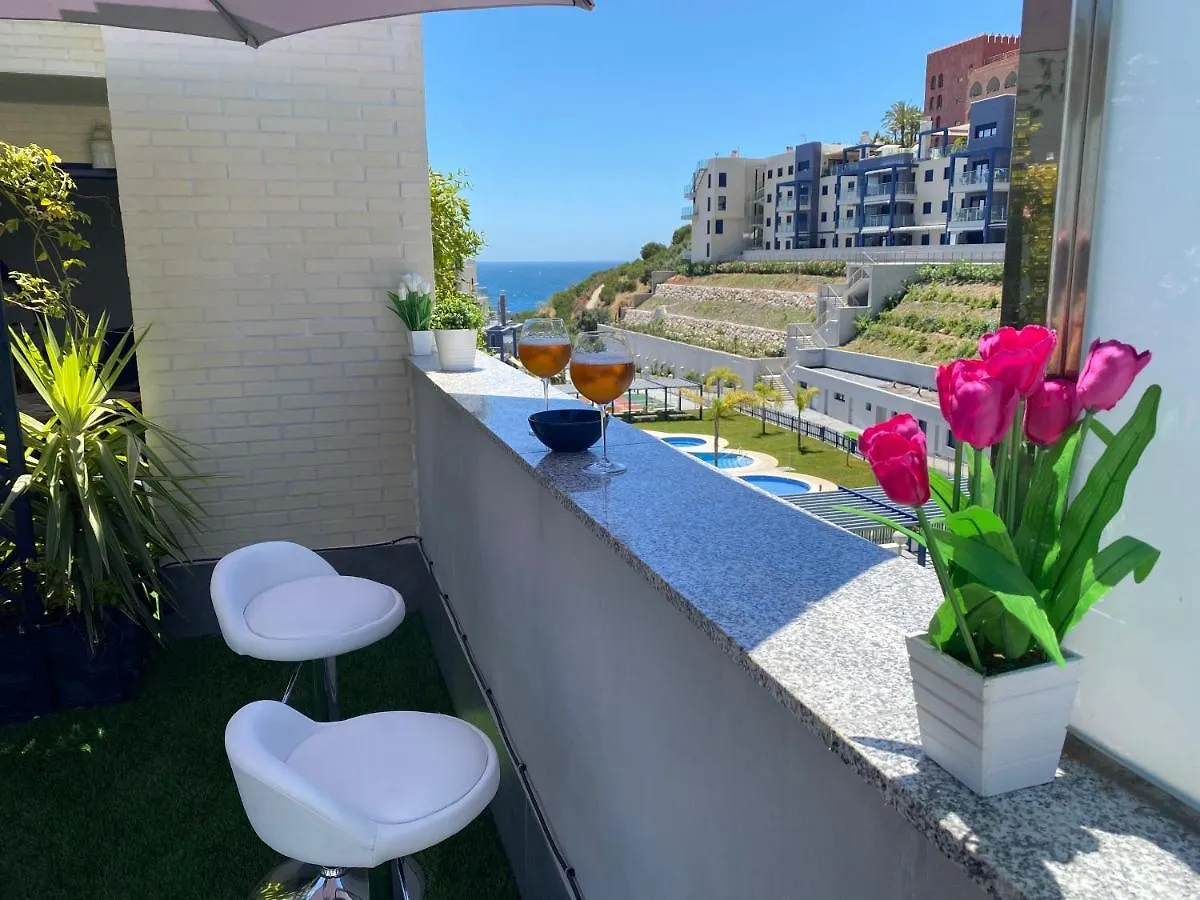 Ático de lujo 90m de terraza y jacuzzi privado en Cabria, Almuñecar