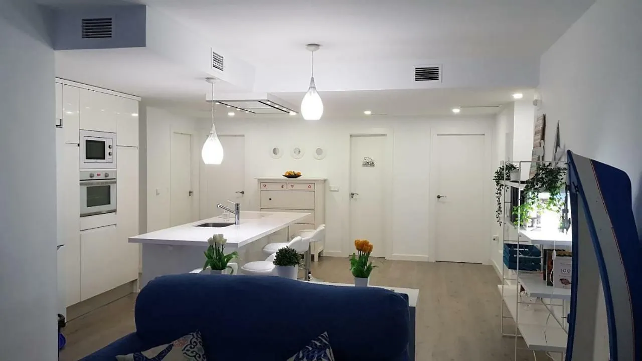 Ático de lujo 90m de terraza y jacuzzi privado en Cabria, Almuñecar España