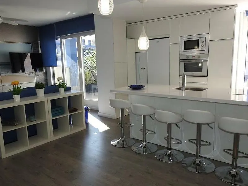 Apartamento Ático de lujo 90m de terraza y jacuzzi privado en Cabria, Almuñecar