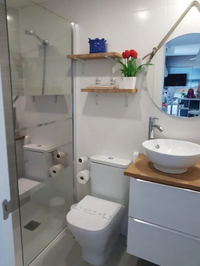 Apartamento Ático de lujo 90m de terraza y jacuzzi privado en Cabria, Almuñecar